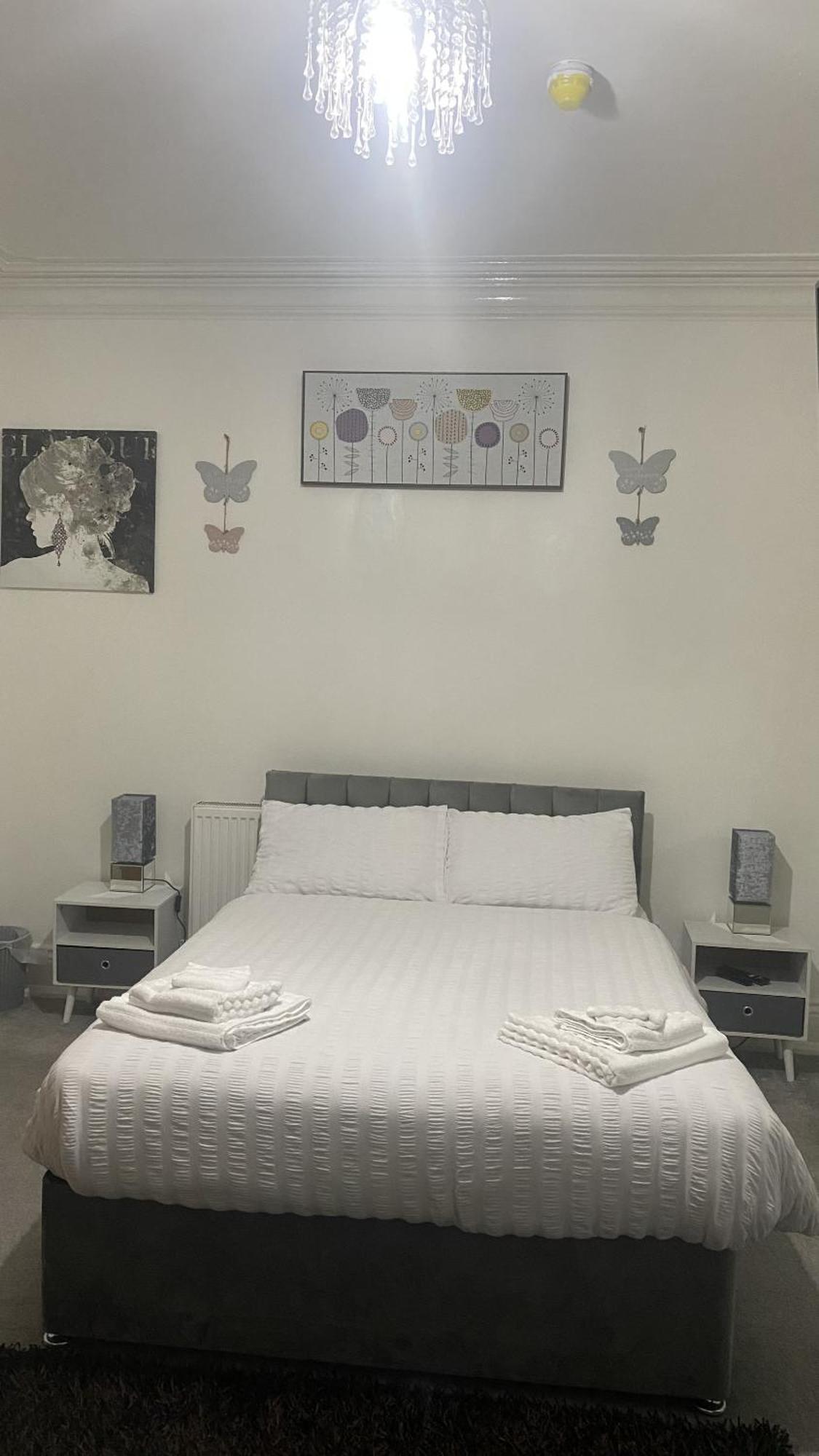Bvapartments-Blackhouse F2 Huddersfield Room photo